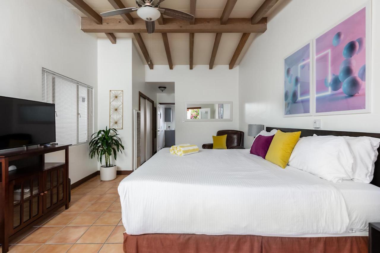 Готель Float Palm Springs - Adults Only Екстер'єр фото