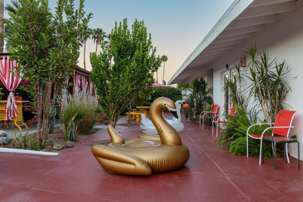 Готель Float Palm Springs - Adults Only Екстер'єр фото