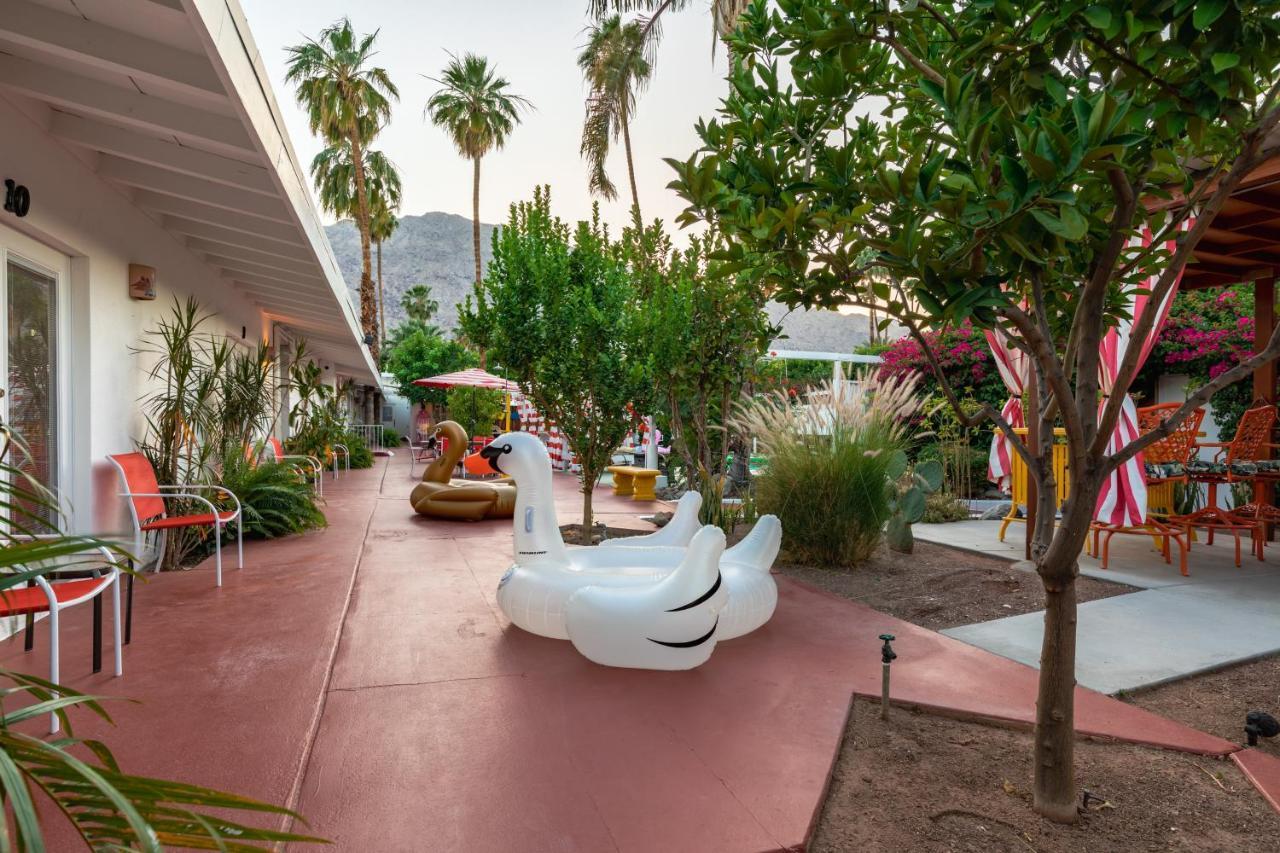 Готель Float Palm Springs - Adults Only Екстер'єр фото